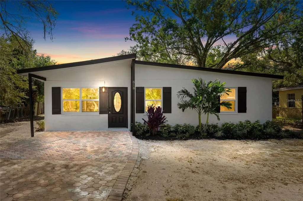818 28th Street Circle E Bradenton FL 34203