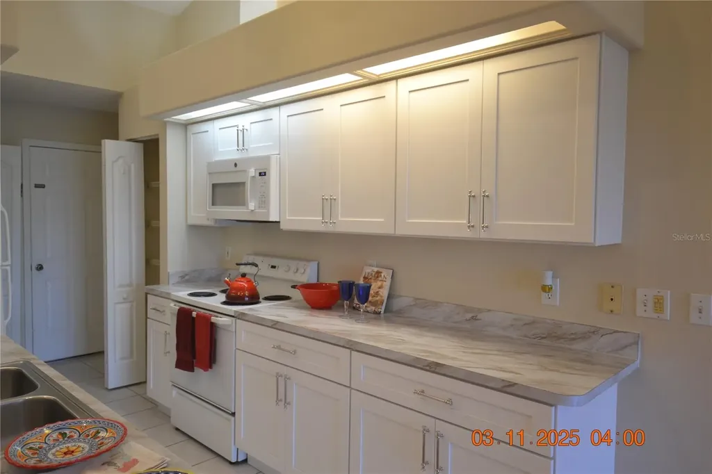 204 Hemingway Drive Oldsmar FL 34677