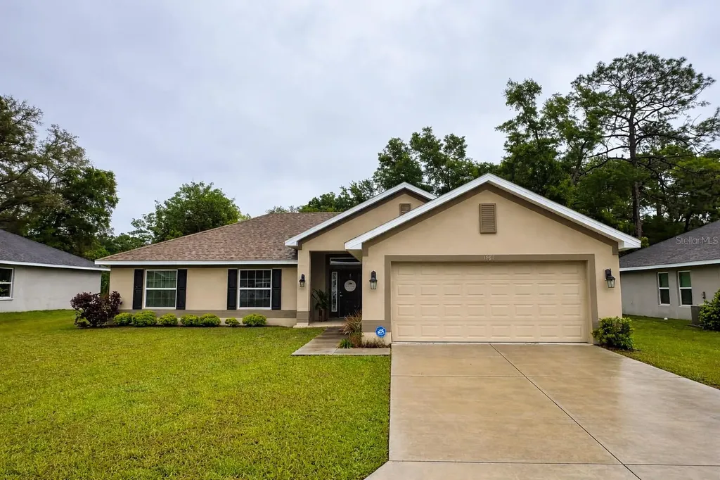 3962 NE 58th Circle Silver Springs FL 34488