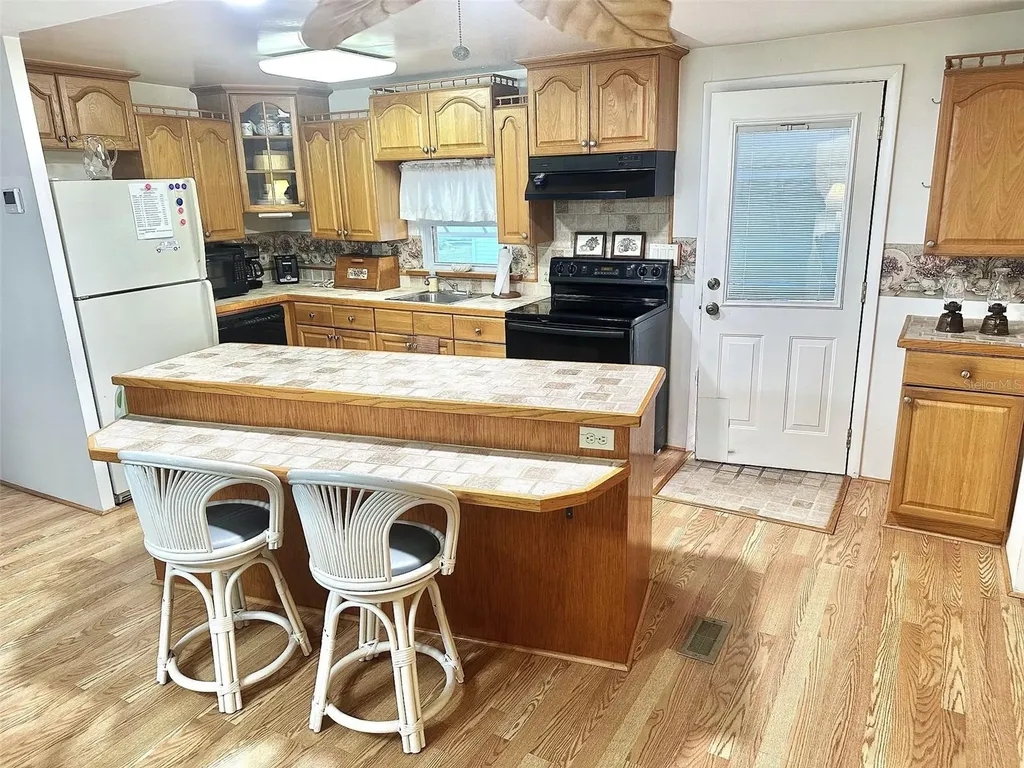 11211 101st Street Largo FL 33773