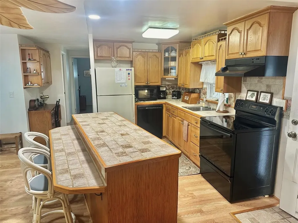 11211 101st Street Largo FL 33773