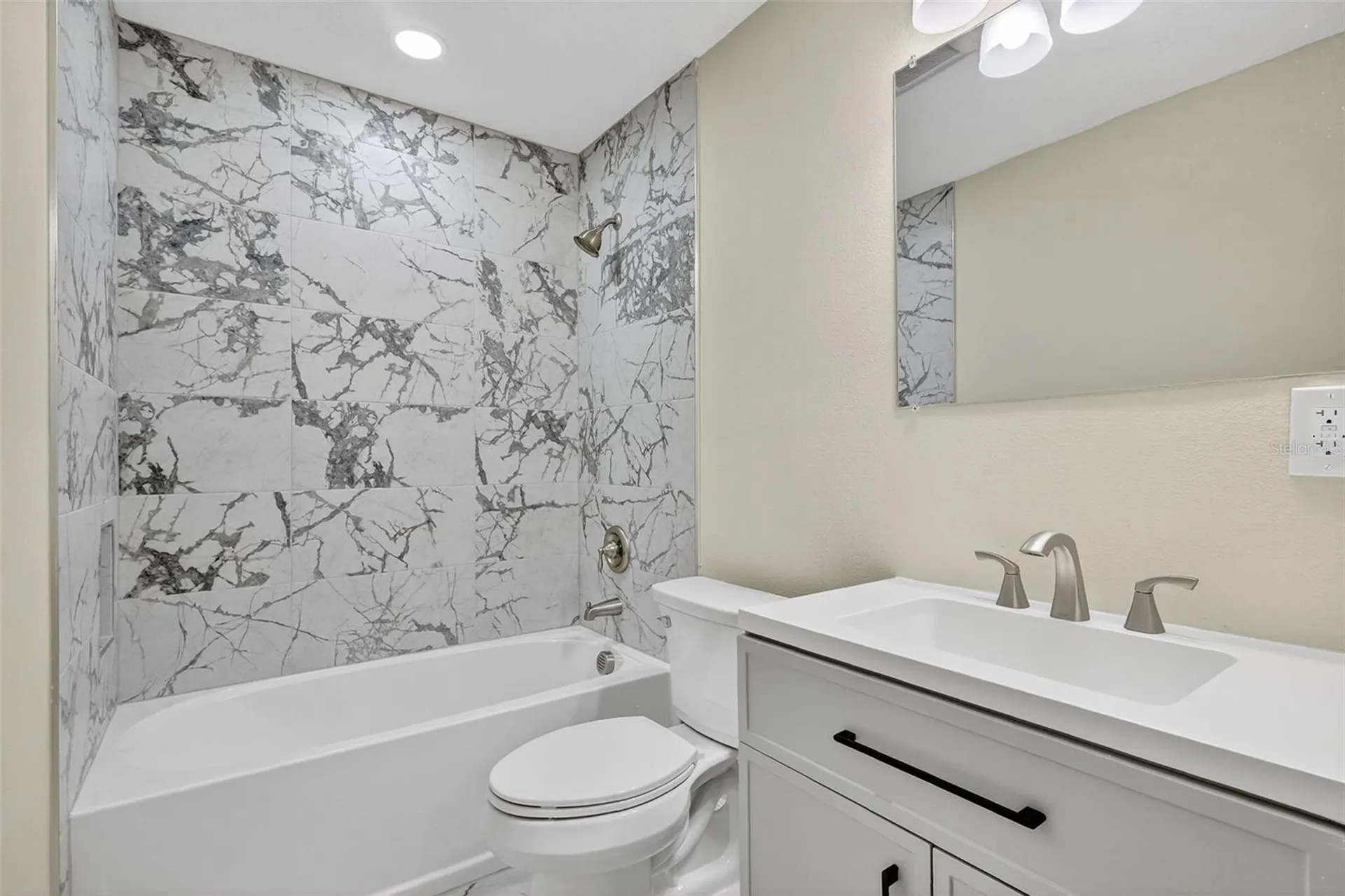 1505 8th Avenue E Bradenton FL 34208