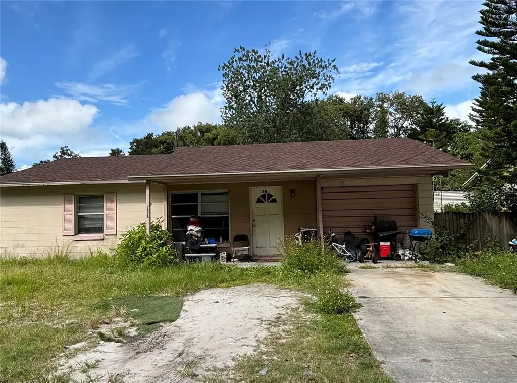 2930 Galaxy Lane Lakeland FL 33801