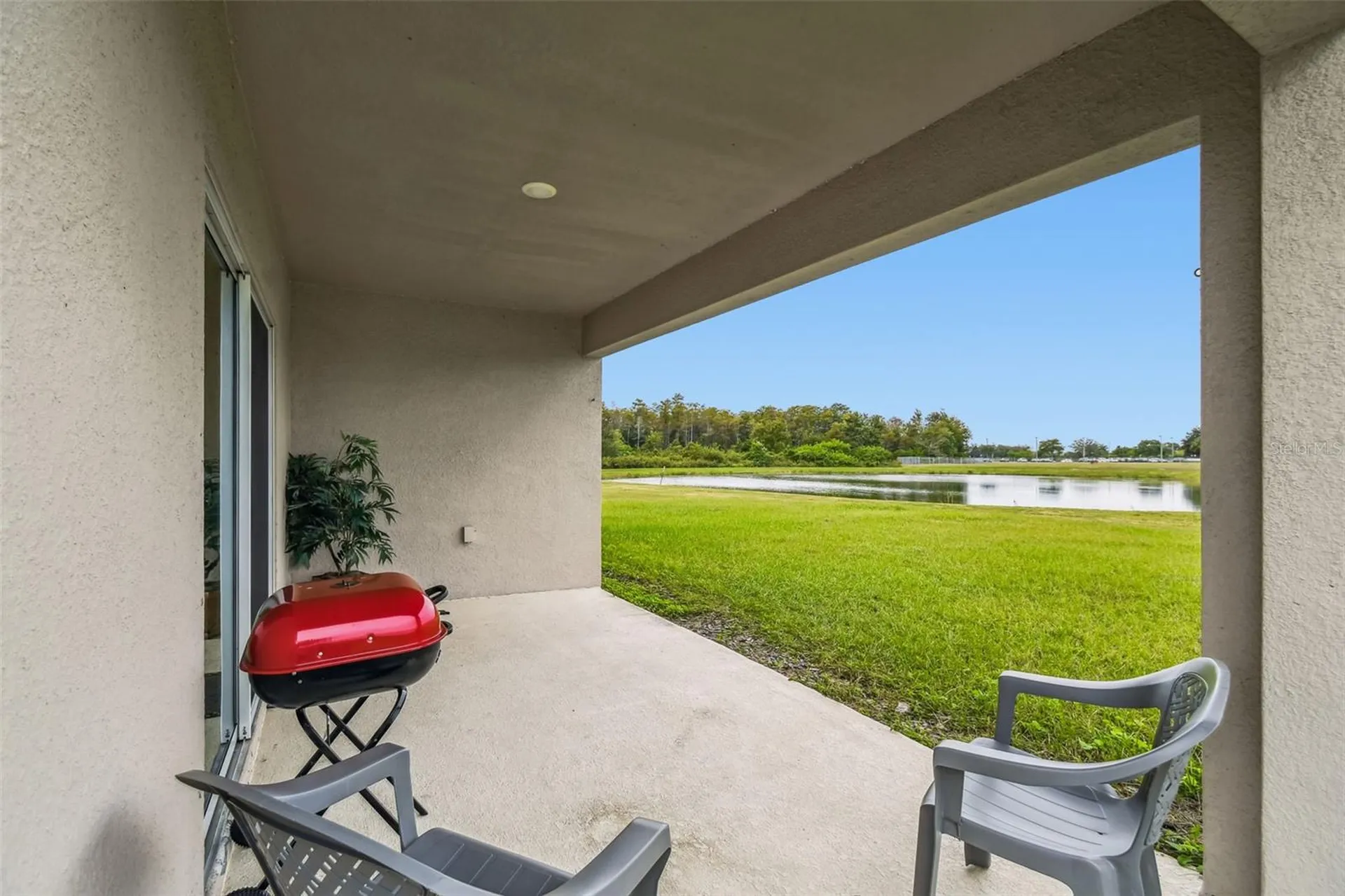 136 Citrine Loop Kissimmee FL 34758