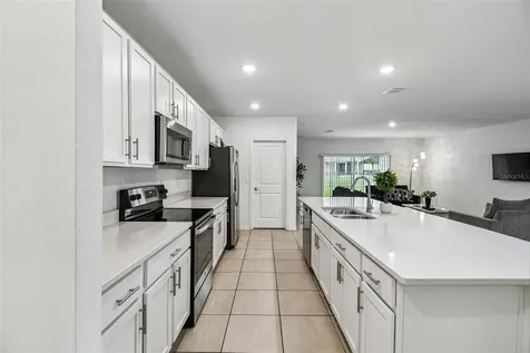 136 Citrine Loop Kissimmee FL 34758