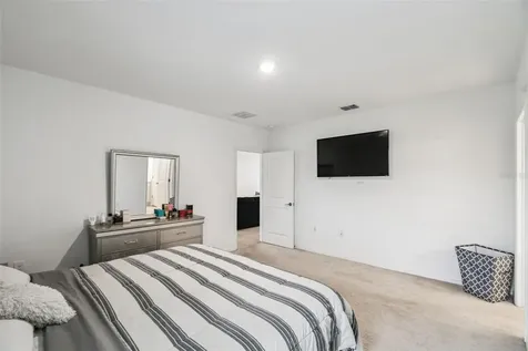 136 Citrine Loop Kissimmee FL 34758