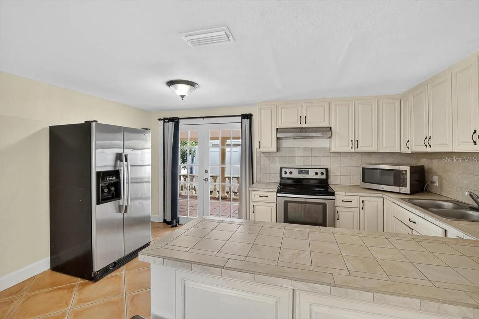4515 W North Street Tampa FL 33614