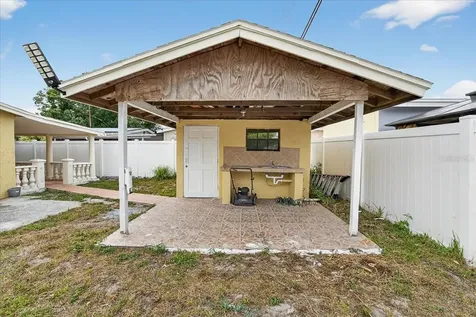 4515 W North Street Tampa FL 33614