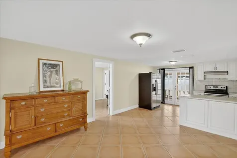 4515 W North Street Tampa FL 33614