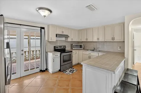 4515 W North Street Tampa FL 33614