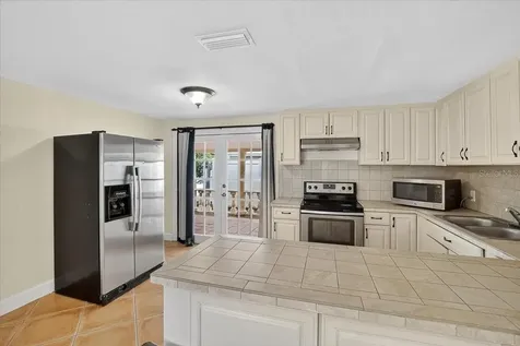 4515 W North Street Tampa FL 33614