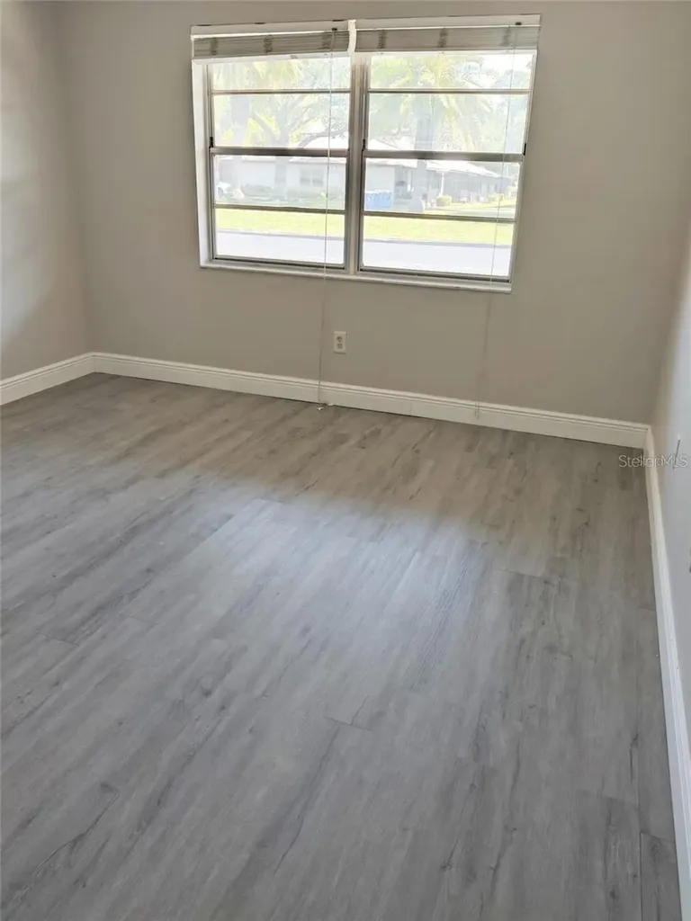 2472 Enterprise Road Clearwater FL 33763