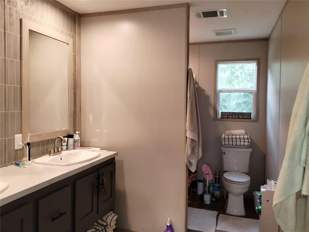 1826 SE 44th Place Bushnell FL 33513