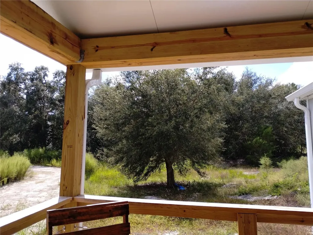 1826 SE 44th Place Bushnell FL 33513