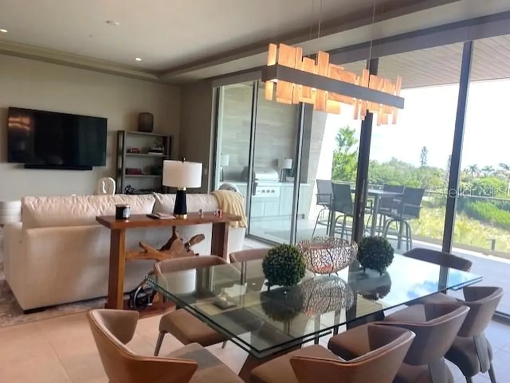 1581 Gulf Of Mexico Drive Longboat Key FL 34228