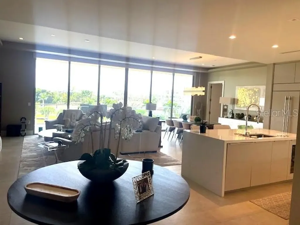 1581 Gulf Of Mexico Drive Longboat Key FL 34228