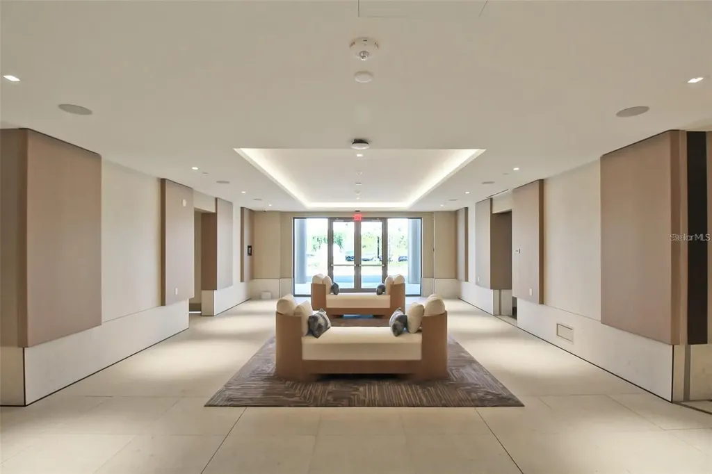 1581 Gulf Of Mexico Drive Longboat Key FL 34228