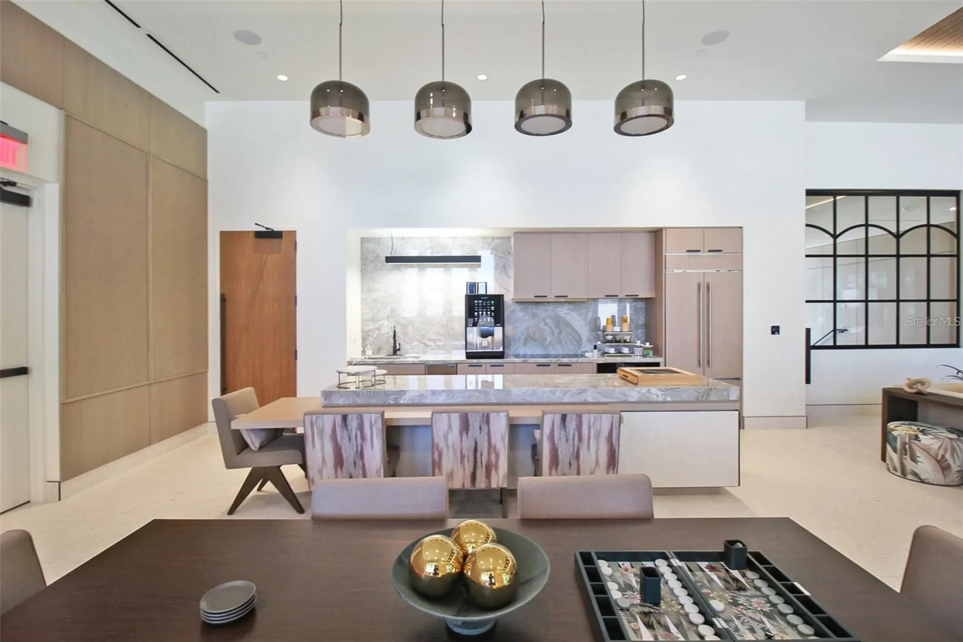 1581 Gulf Of Mexico Drive Longboat Key FL 34228