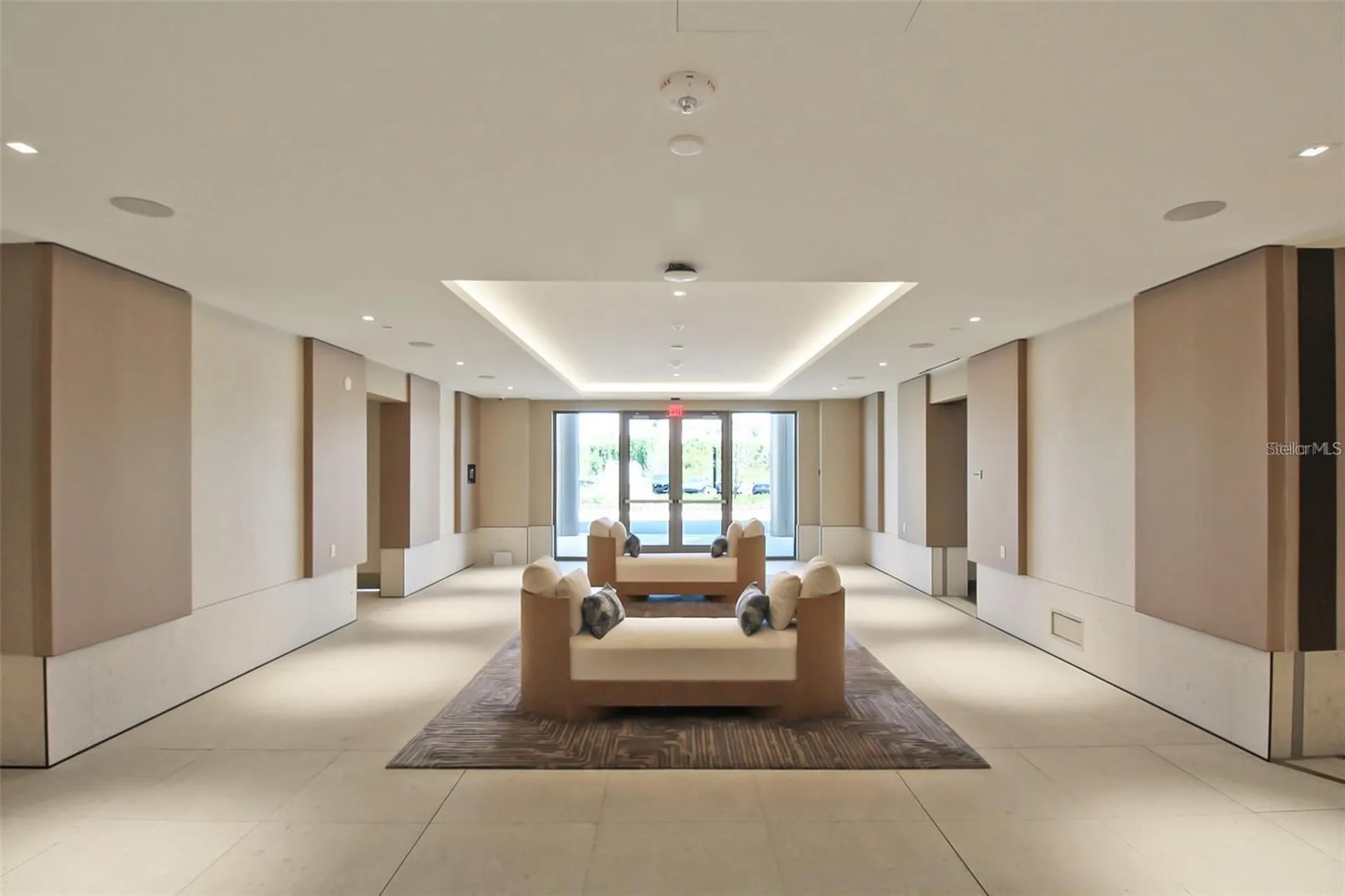 1581 Gulf Of Mexico Drive Longboat Key FL 34228