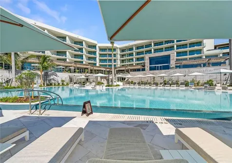1581 Gulf Of Mexico Drive Longboat Key FL 34228