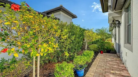 12287 Myrtle Bay Court Sarasota FL 34238