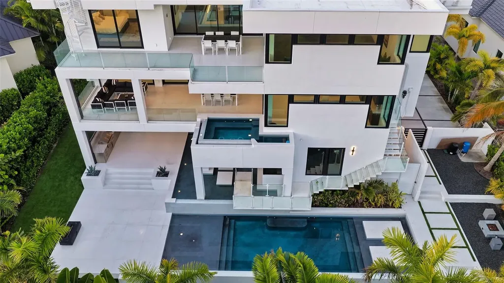 1610 N Lodge Drive Sarasota FL 34239
