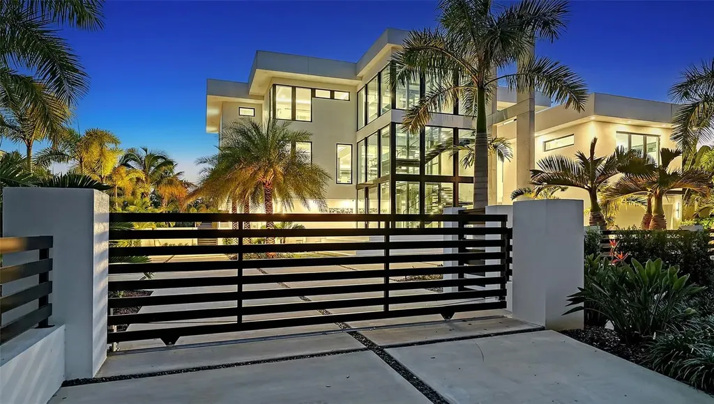 1610 N Lodge Drive Sarasota FL 34239