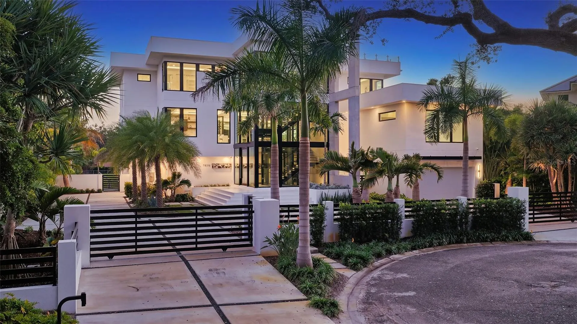 1610 N Lodge Drive Sarasota FL 34239