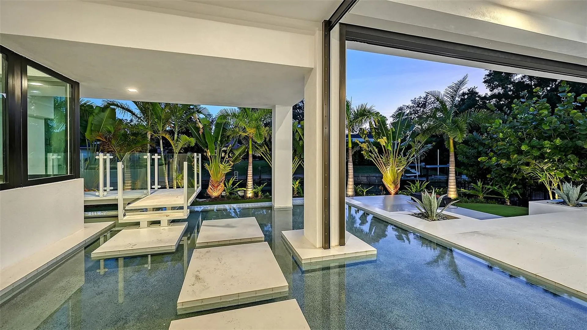 1610 N Lodge Drive Sarasota FL 34239