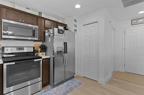 9191 SE 166th Sprung Lane The Villages FL 32162