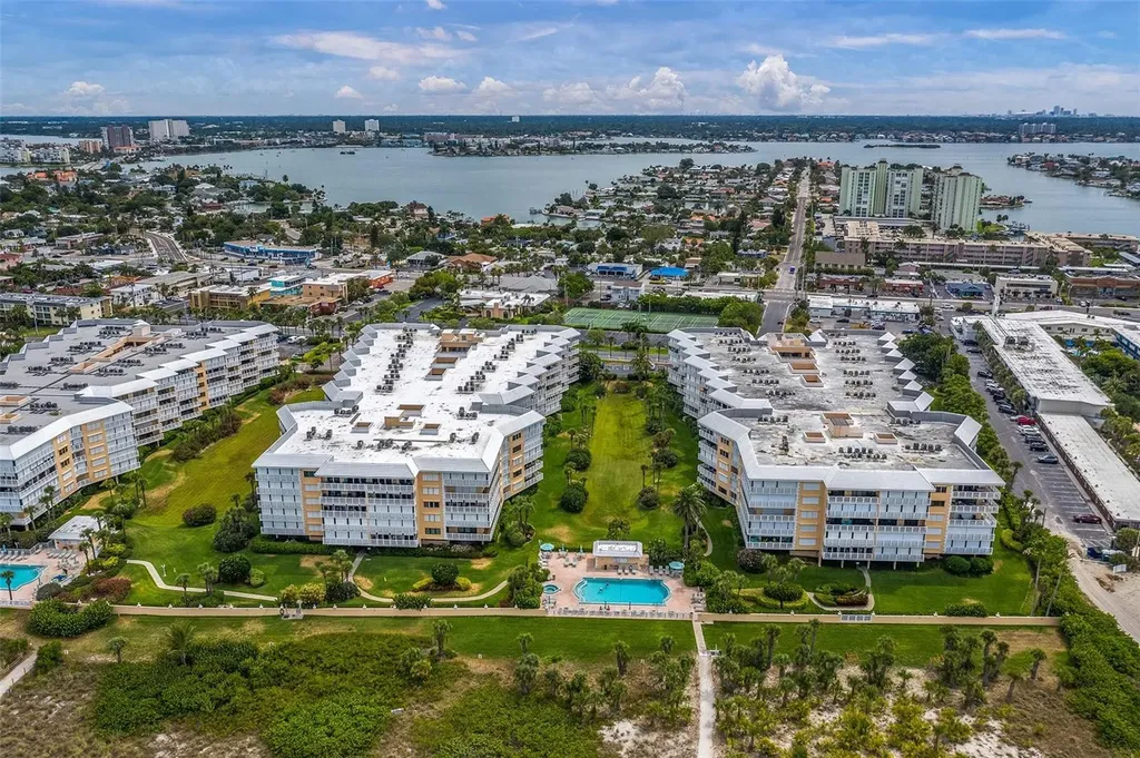 6500 Sunset Way St Pete Beach FL 33706