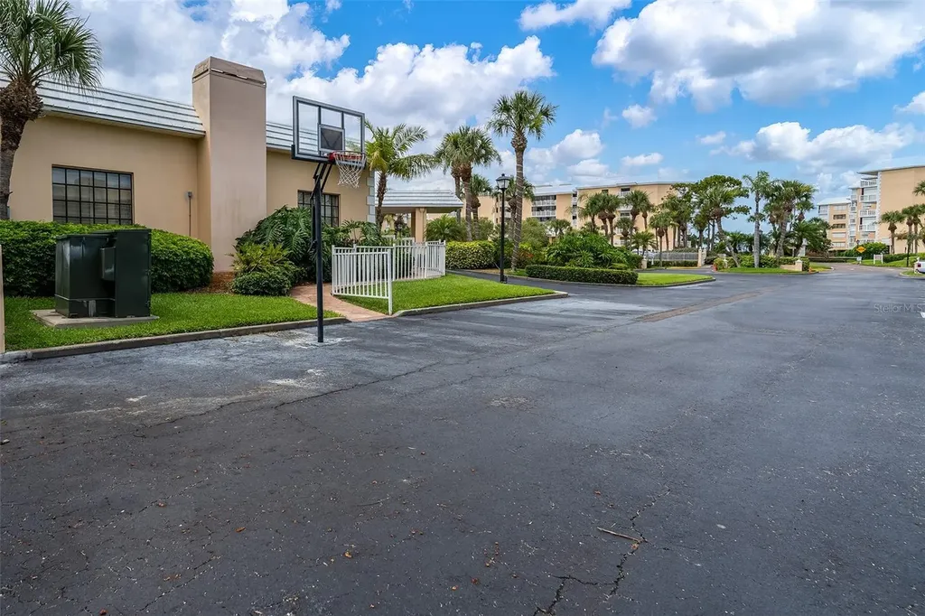 6500 Sunset Way St Pete Beach FL 33706