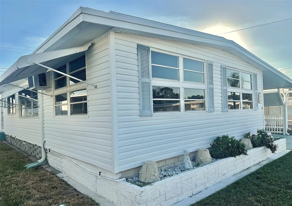 2000 E Bay Drive Largo FL 33771