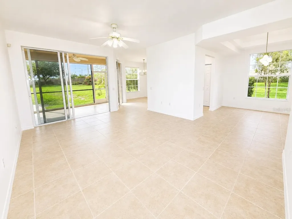 4463 Cinnamon Drive Sarasota FL 34238