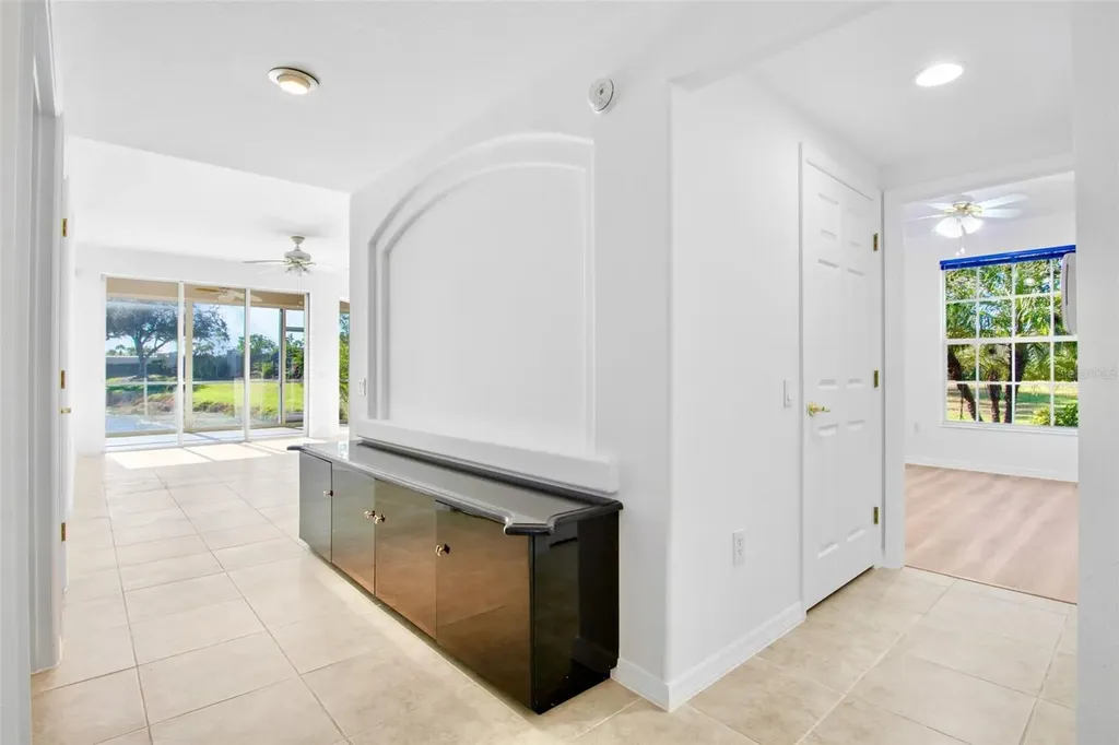 4463 Cinnamon Drive Sarasota FL 34238