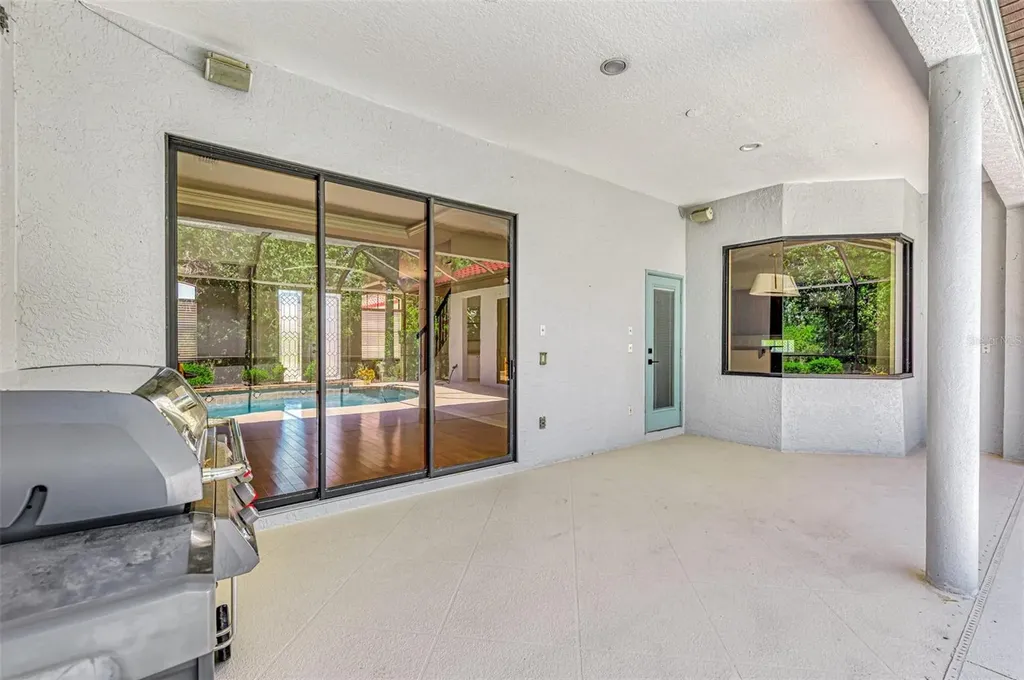 5684 Eastwind Drive Sarasota FL 34233