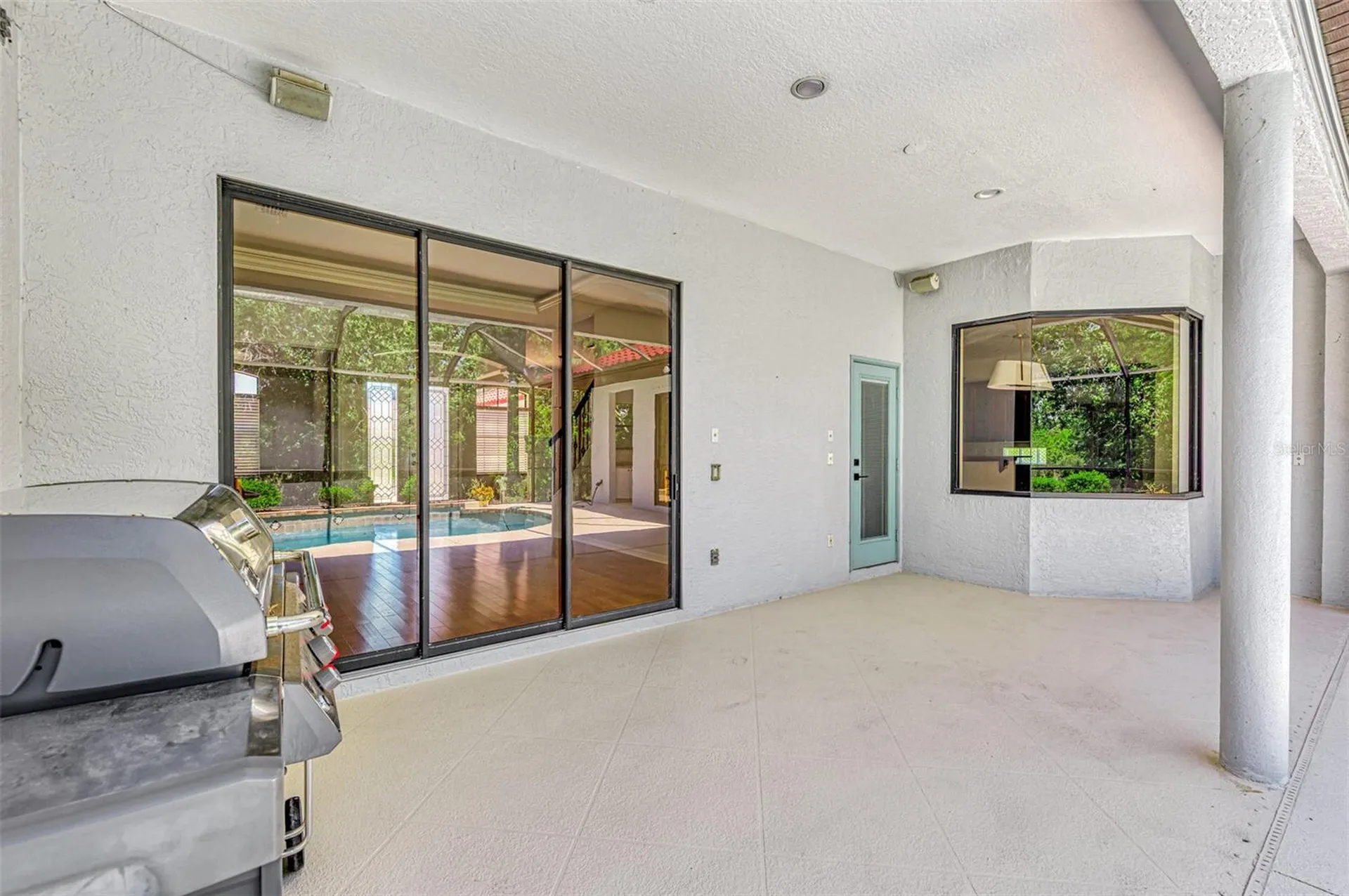 5684 Eastwind Drive Sarasota FL 34233