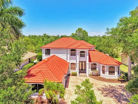 5684 Eastwind Drive Sarasota FL 34233