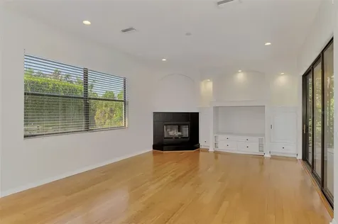 5684 Eastwind Drive Sarasota FL 34233