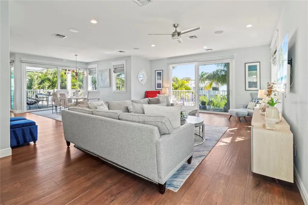 519 Villa Rosa Way Anna Maria FL 34216