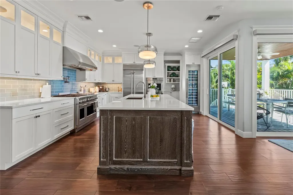 519 Villa Rosa Way Anna Maria FL 34216