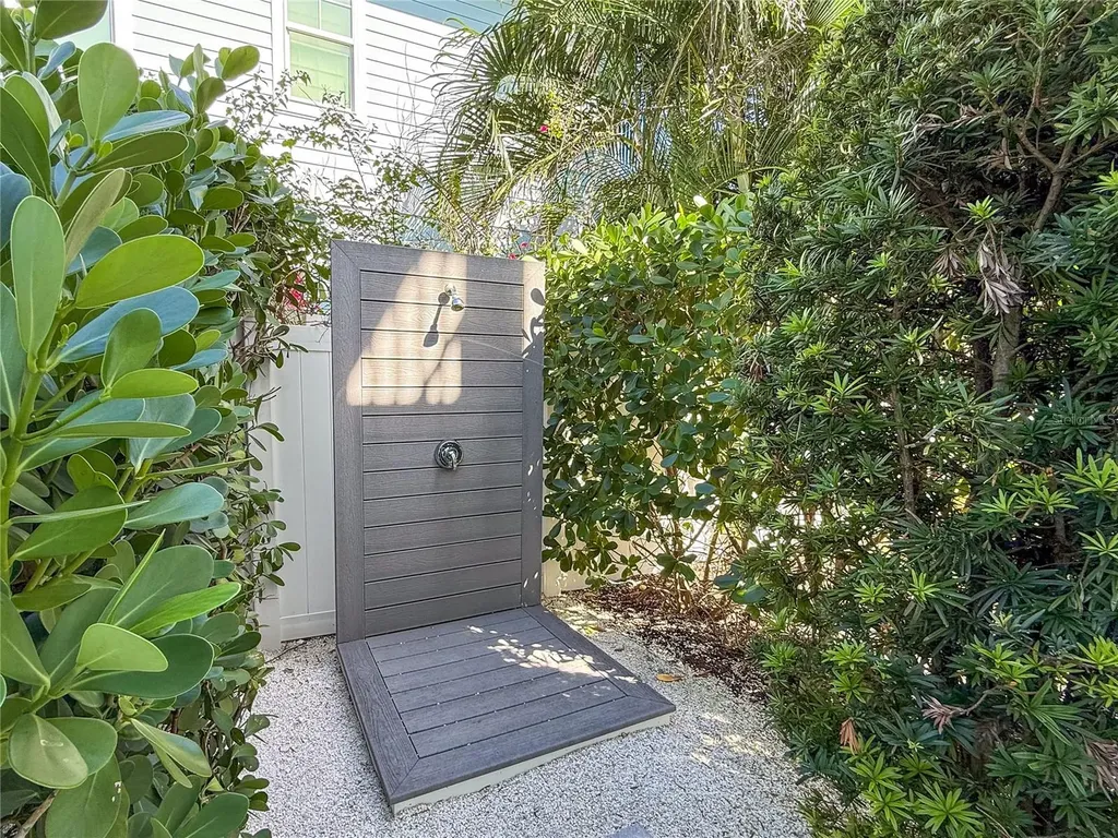 519 Villa Rosa Way Anna Maria FL 34216