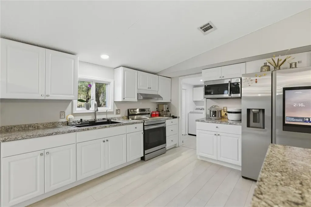 9160 NW 131 Court Ocala FL 34482
