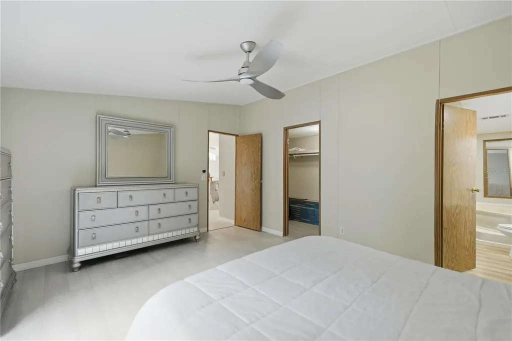 9160 NW 131 Court Ocala FL 34482