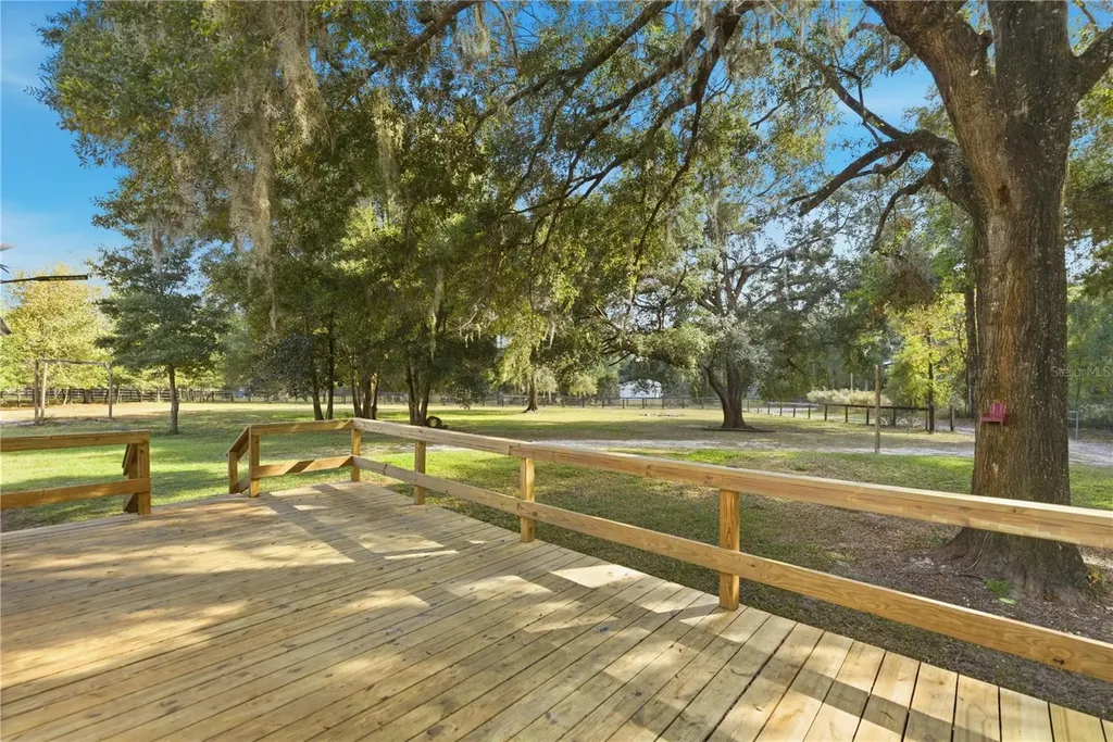 9160 NW 131 Court Ocala FL 34482