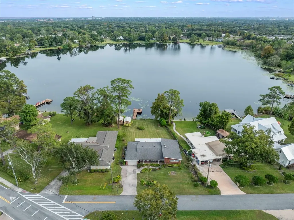 9551 Bear Lake Circle Apopka FL 32703