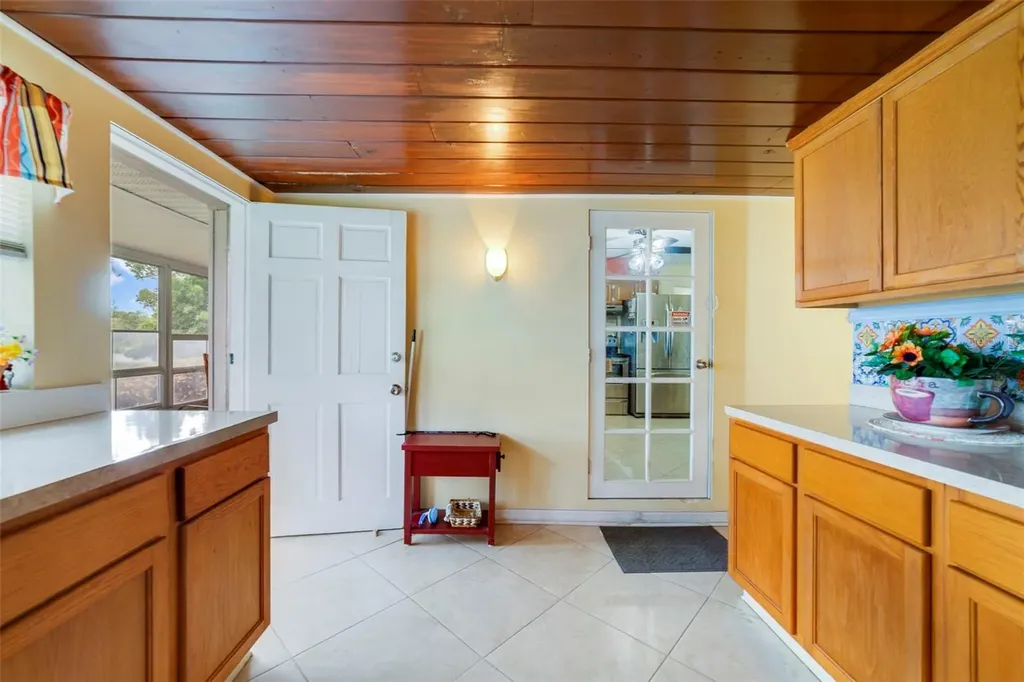 9551 Bear Lake Circle Apopka FL 32703