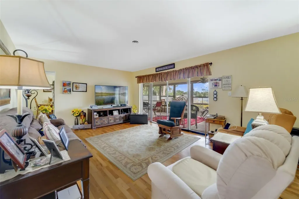 9551 Bear Lake Circle Apopka FL 32703