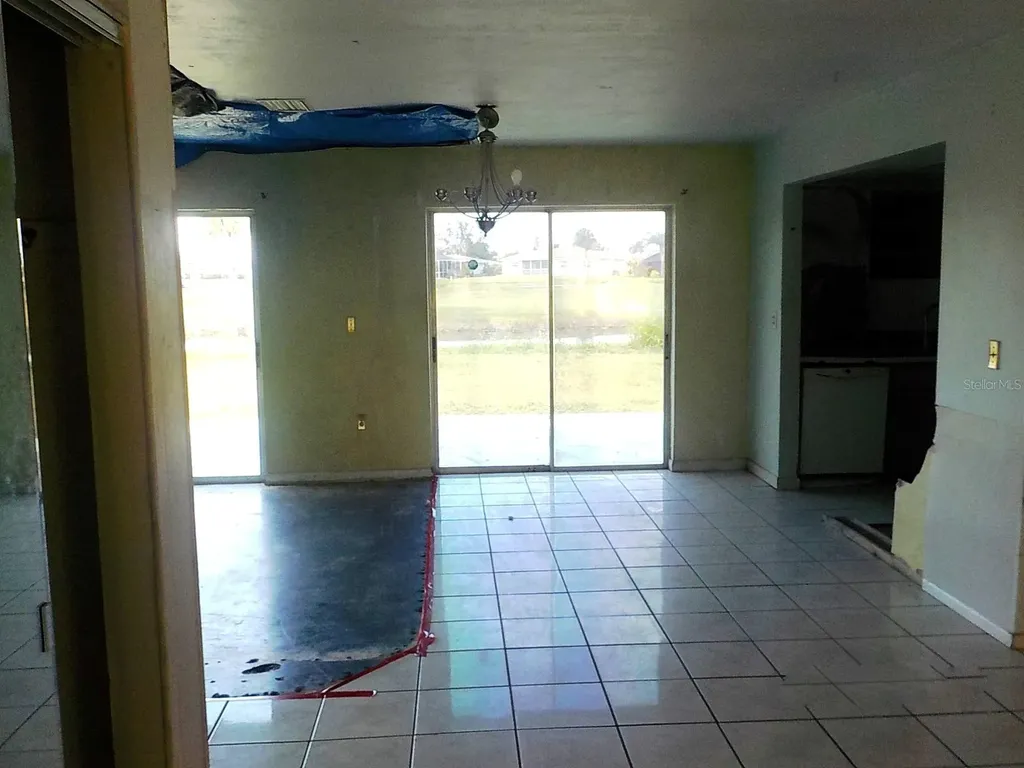 30 Oakland Hills Court Rotonda West FL 33947