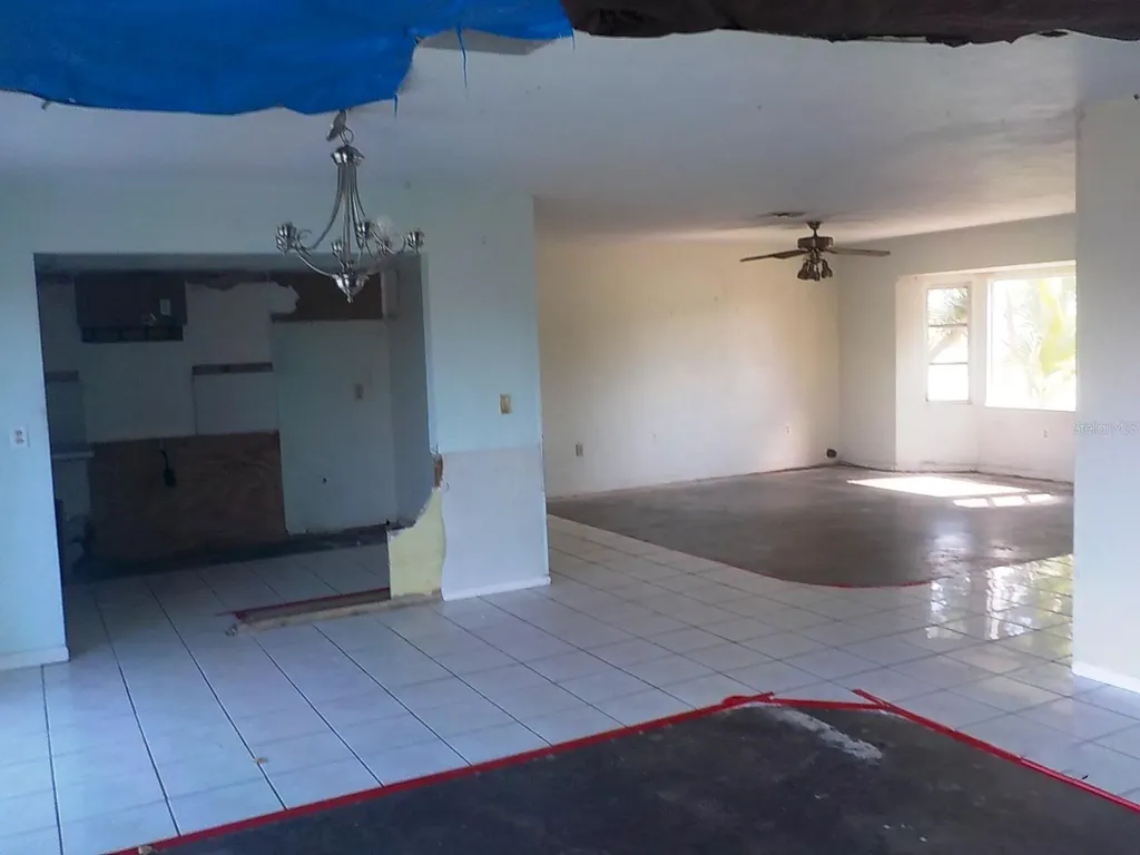 30 Oakland Hills Court Rotonda West FL 33947